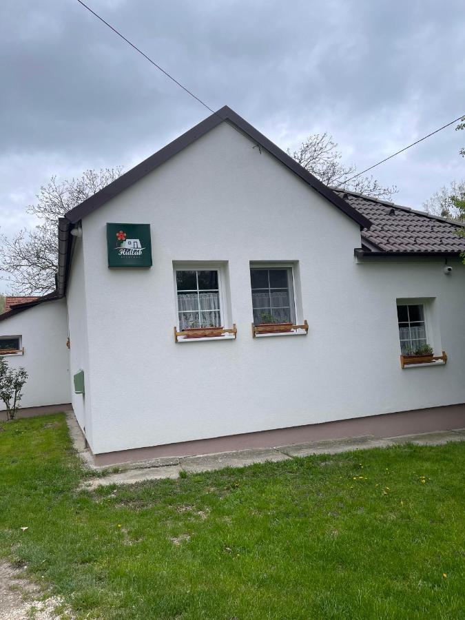 Hidlab Apartman Kimle Zewnętrze zdjęcie